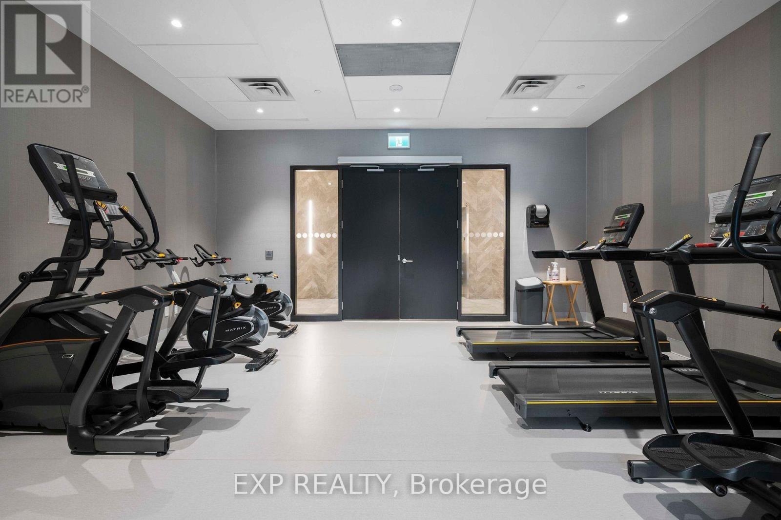 #1106 10 WILBY CRESCENT - 28