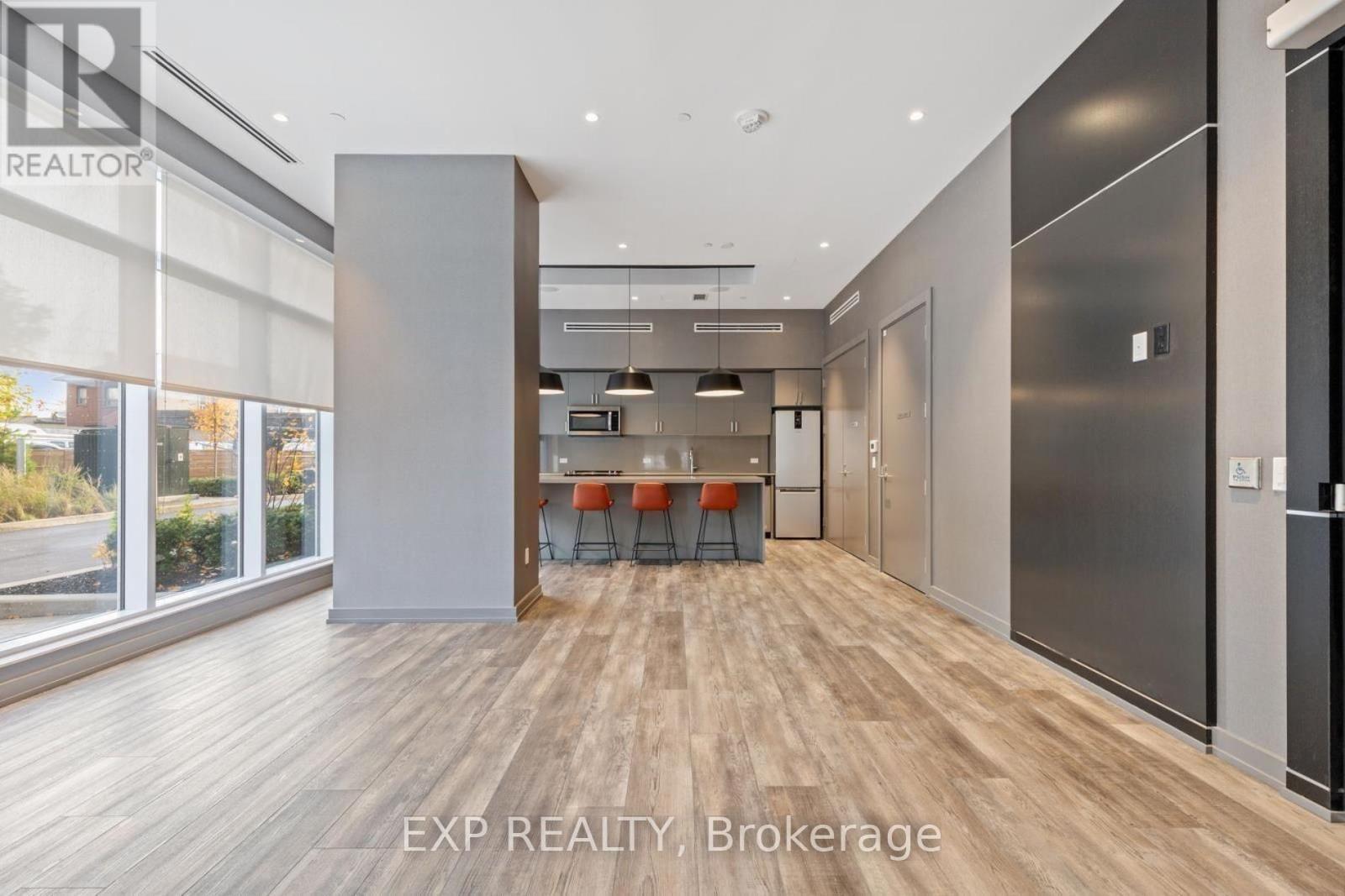 #1106 10 WILBY CRESCENT - 30