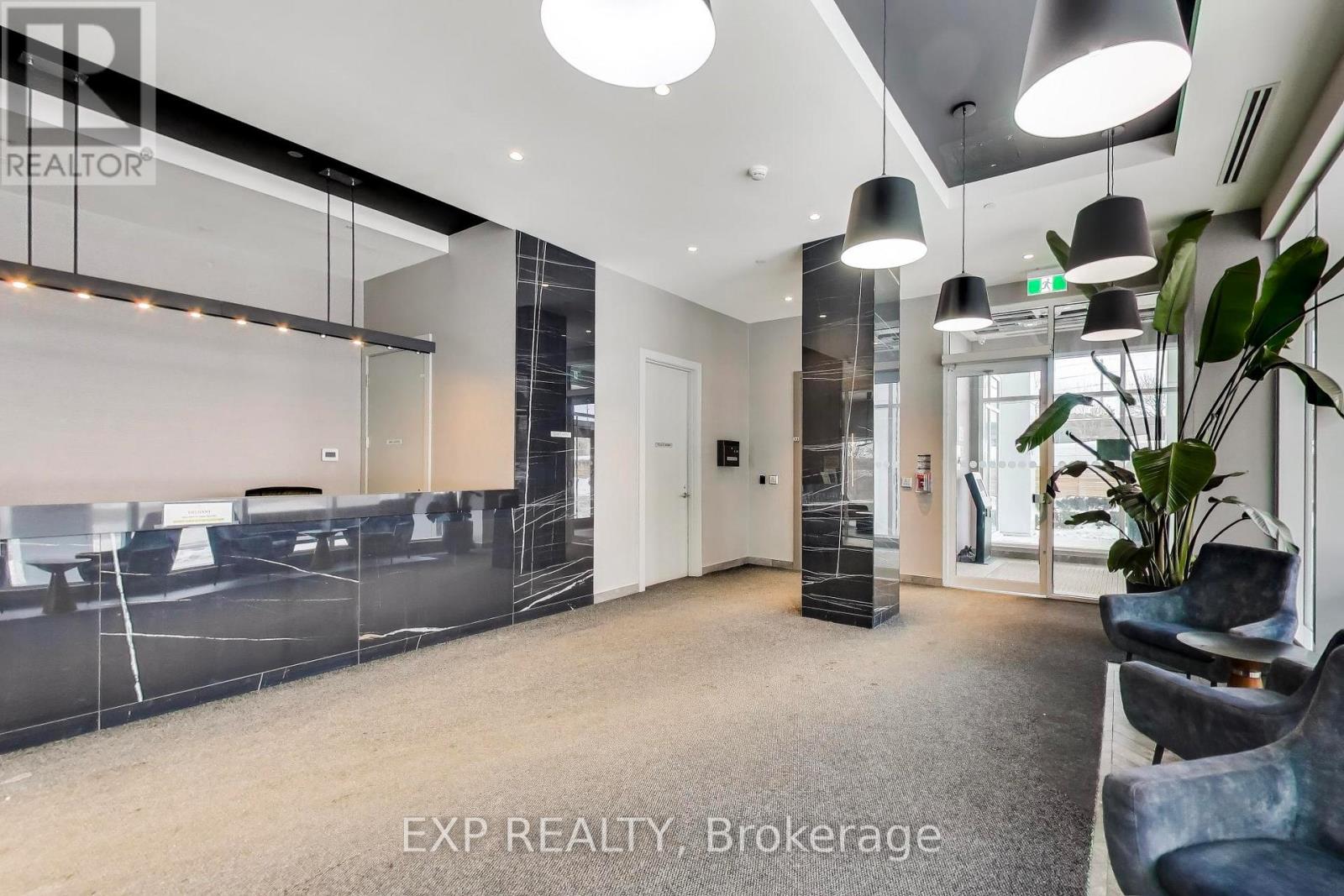 #1106 10 WILBY CRESCENT - 6