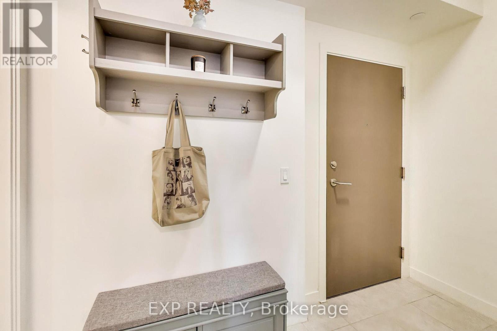 #1106 10 WILBY CRESCENT - 7