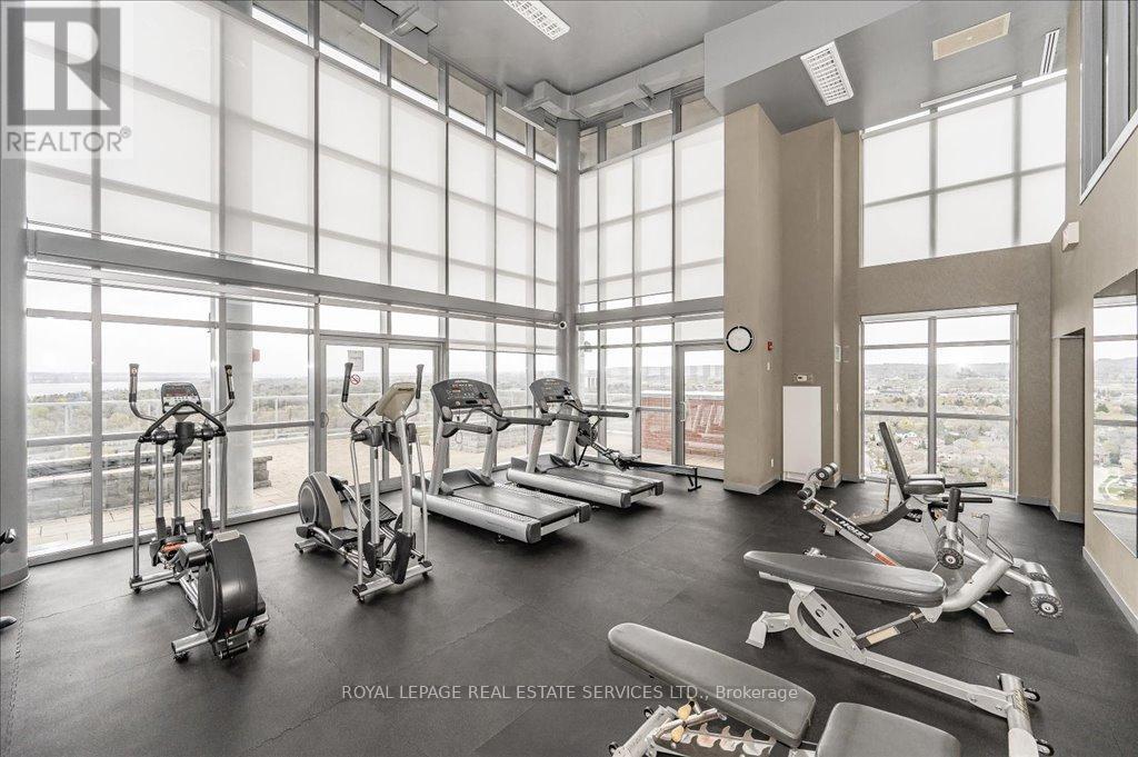 #615 551 MAPLE AVENUE - 25