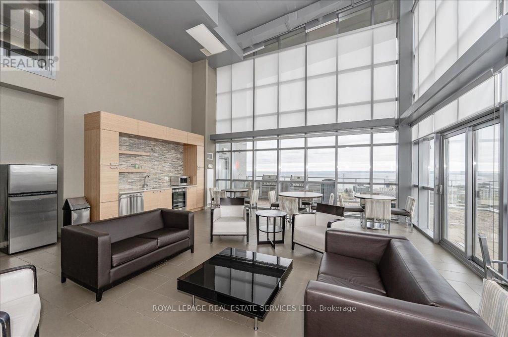 #615 551 MAPLE AVENUE - 29