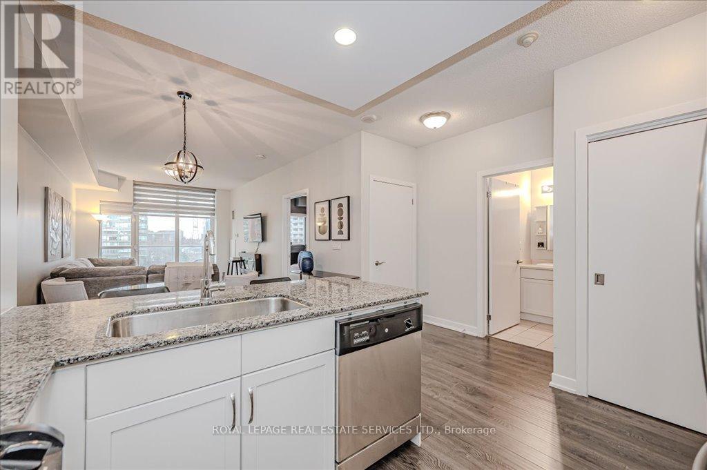 #615 551 MAPLE AVENUE - 8