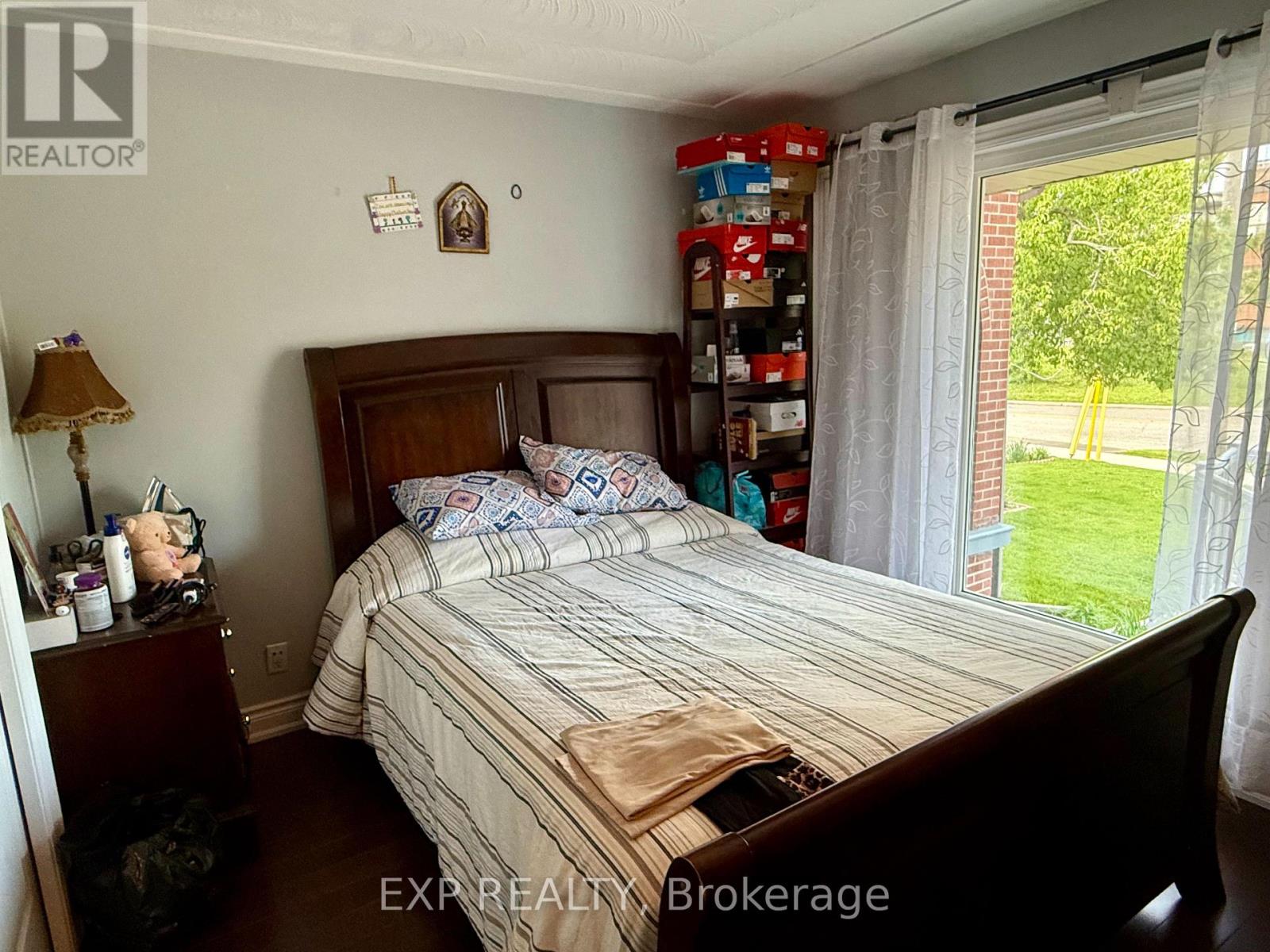 132 BROOKHAVEN DRIVE - 22