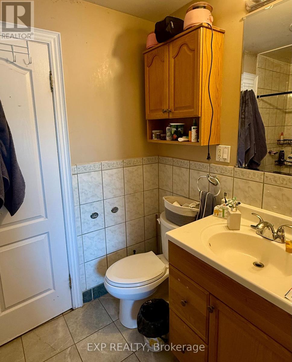 132 BROOKHAVEN DRIVE - 23