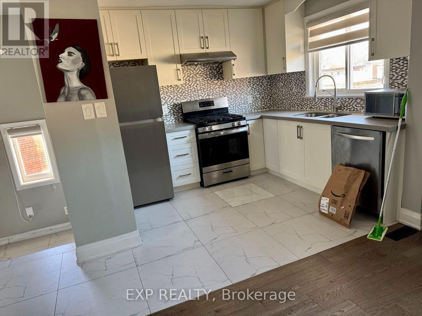 132 BROOKHAVEN DRIVE - 27