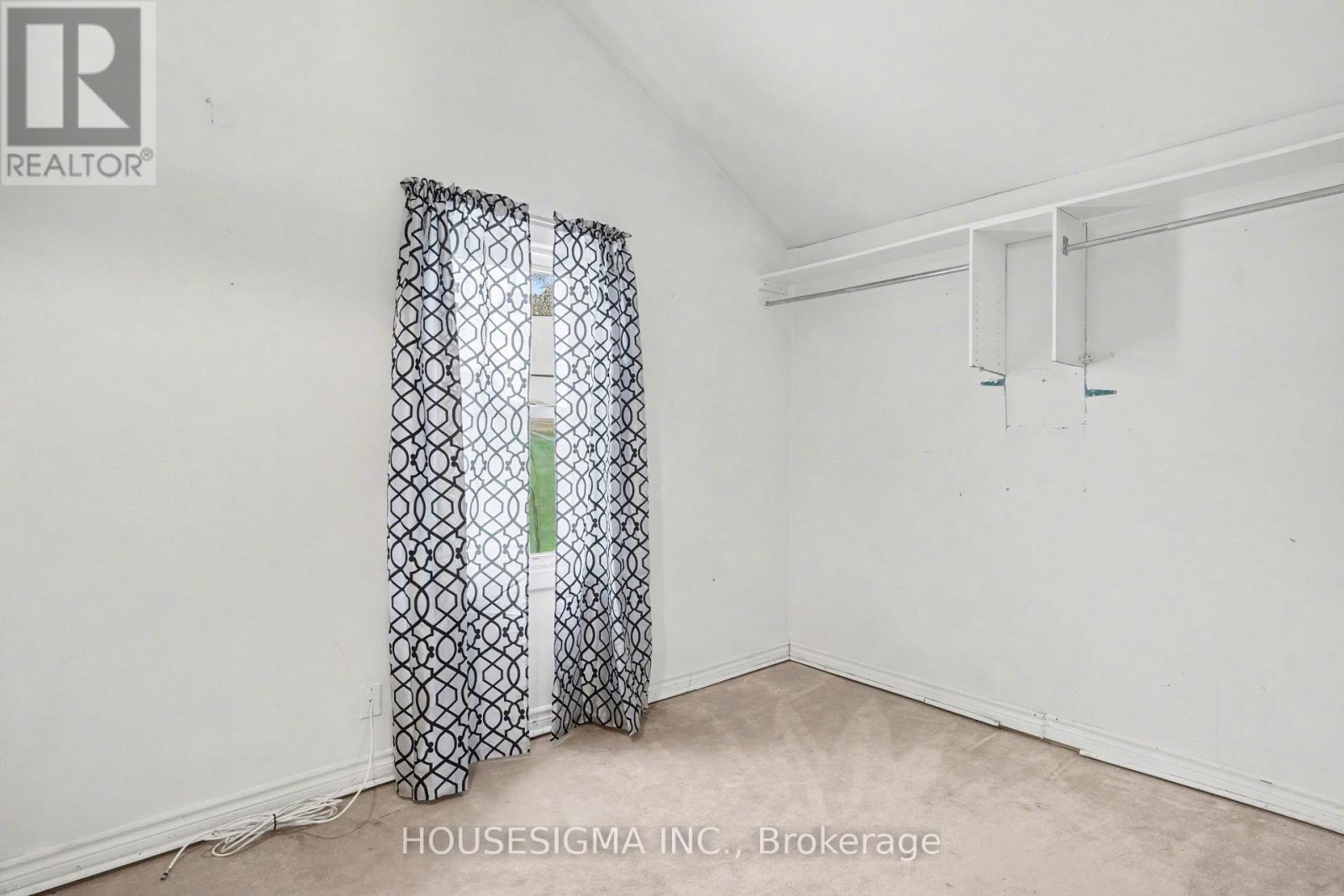 3852 BRUNSWICK AVENUE - 16