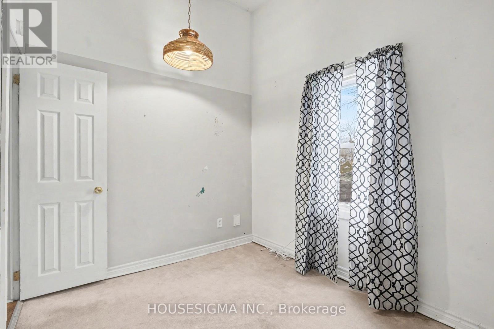 3852 BRUNSWICK AVENUE - 19