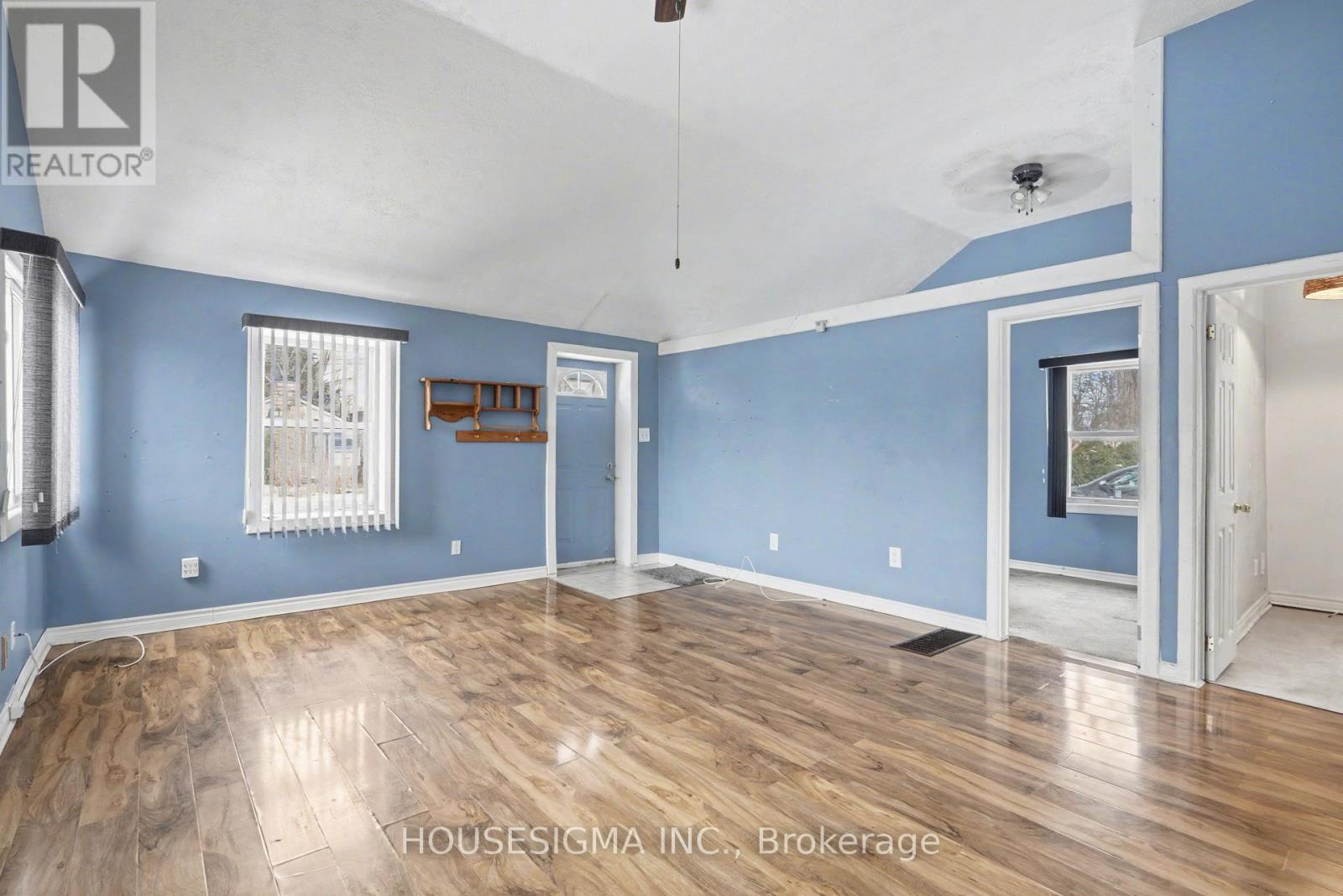 3852 BRUNSWICK AVENUE - 6