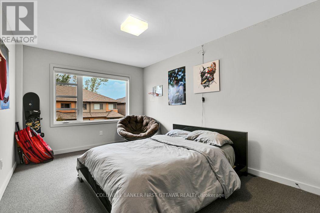 3 Bed, 3 Bath House for Rent in Ottawa – 1035 EIDER STREET STREET, Ottawa – MLS# X13592892 - Image 18