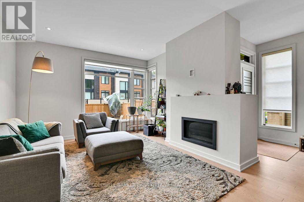 3 Bed, 3 Bath House for Rent in Ottawa – 1035 EIDER STREET STREET, Ottawa – MLS# X13592892 - Image 12