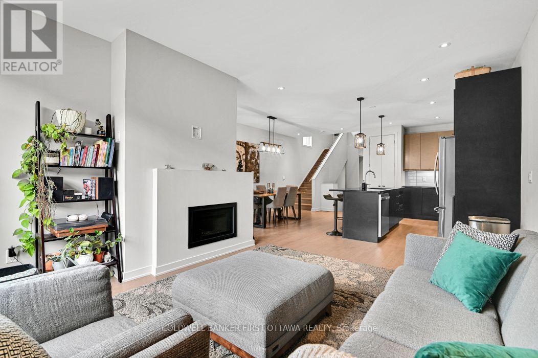 3 Bed, 3 Bath House for Rent in Ottawa – 1035 EIDER STREET STREET, Ottawa – MLS# X13592892 - Image 14