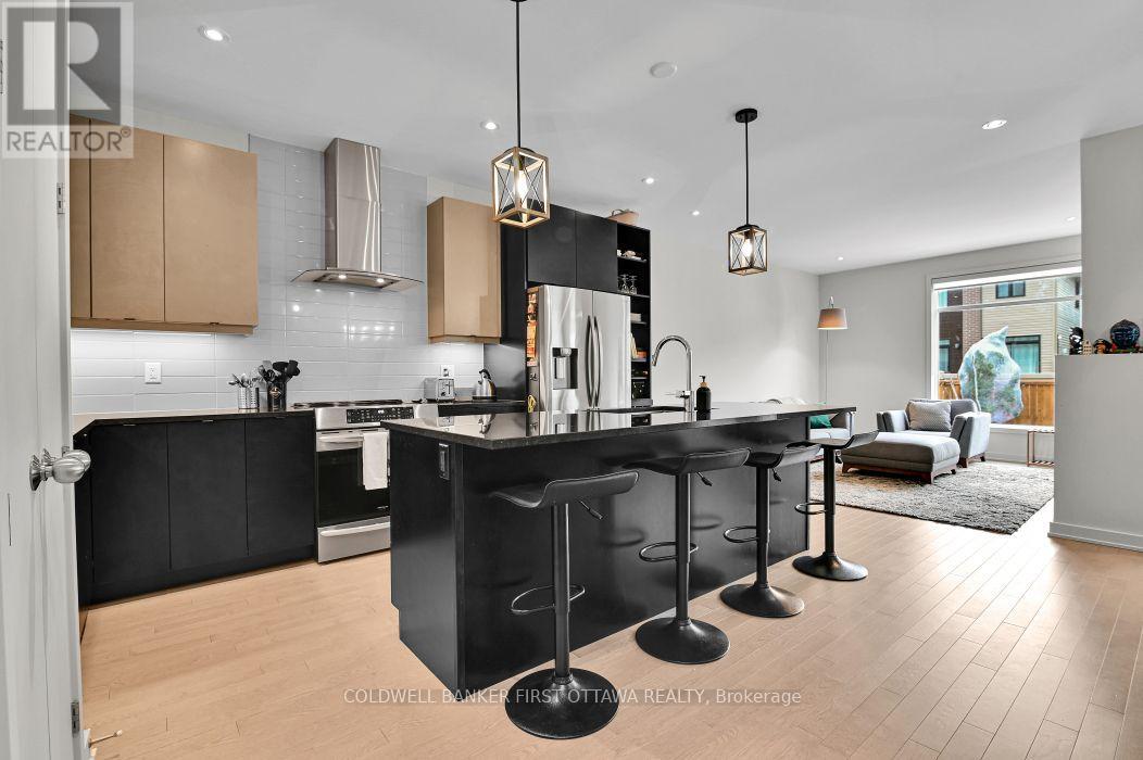 3 Bed, 3 Bath House for Rent in Ottawa – 1035 EIDER STREET STREET, Ottawa – MLS# X13592892 - Image 7