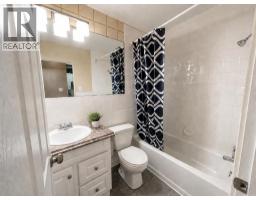 2, 1327 Scenic Drive S, Lethbridge, AB T1K1M3 Photo 8