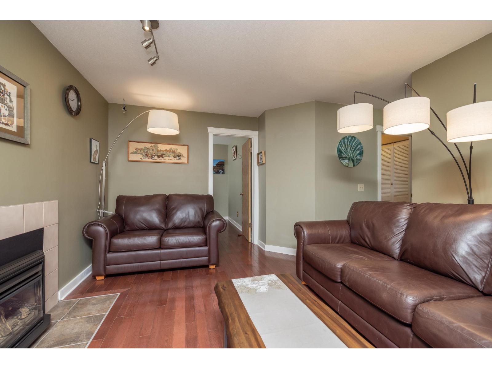 3 Bed, 3 Bath House for Sale in Surrey – 7838 160 STREET, Surrey – MLS# R3147915 - Image 21