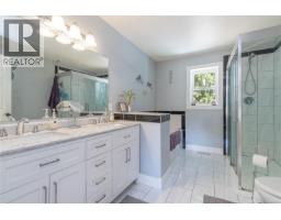 7035 Tom Windsor Rd, Duncan, BC V9L5W3 Photo 10