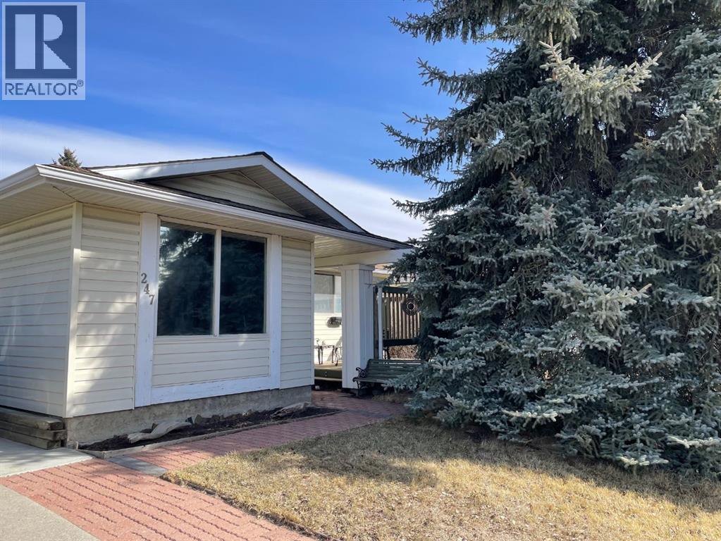 247 Bracewood Road SW - 1