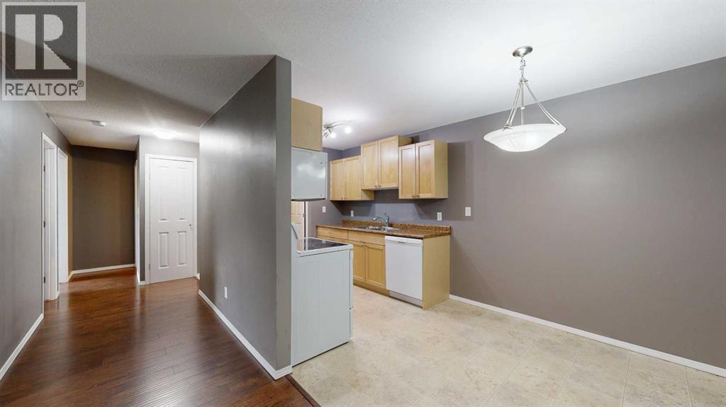 #206 4808 45 Street - 6