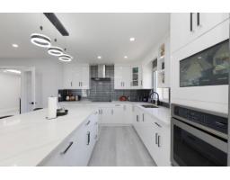 9057 142a Street, Surrey, BC V3V7X9 Photo 13