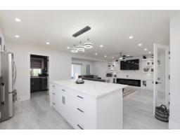 9057 142a Street, Surrey, BC V3V7X9 Photo 14