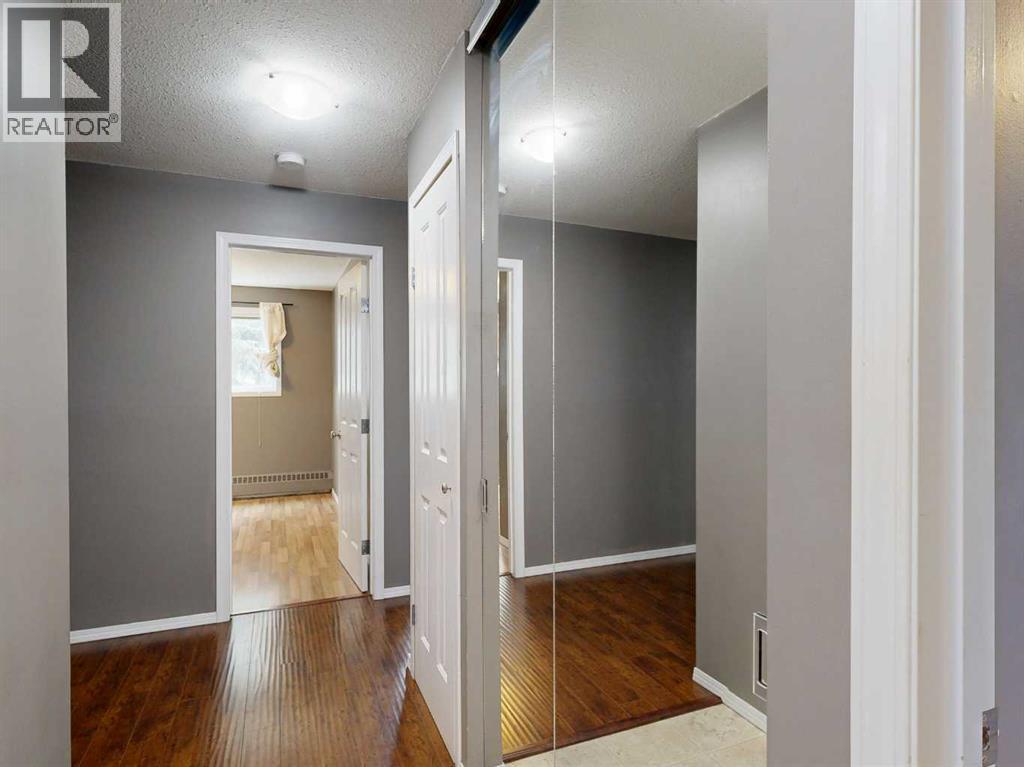 #206 4808 45 Street - 23