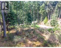 4622 Sailor Rd, Pender Island, BC V0N2M0 Photo 8