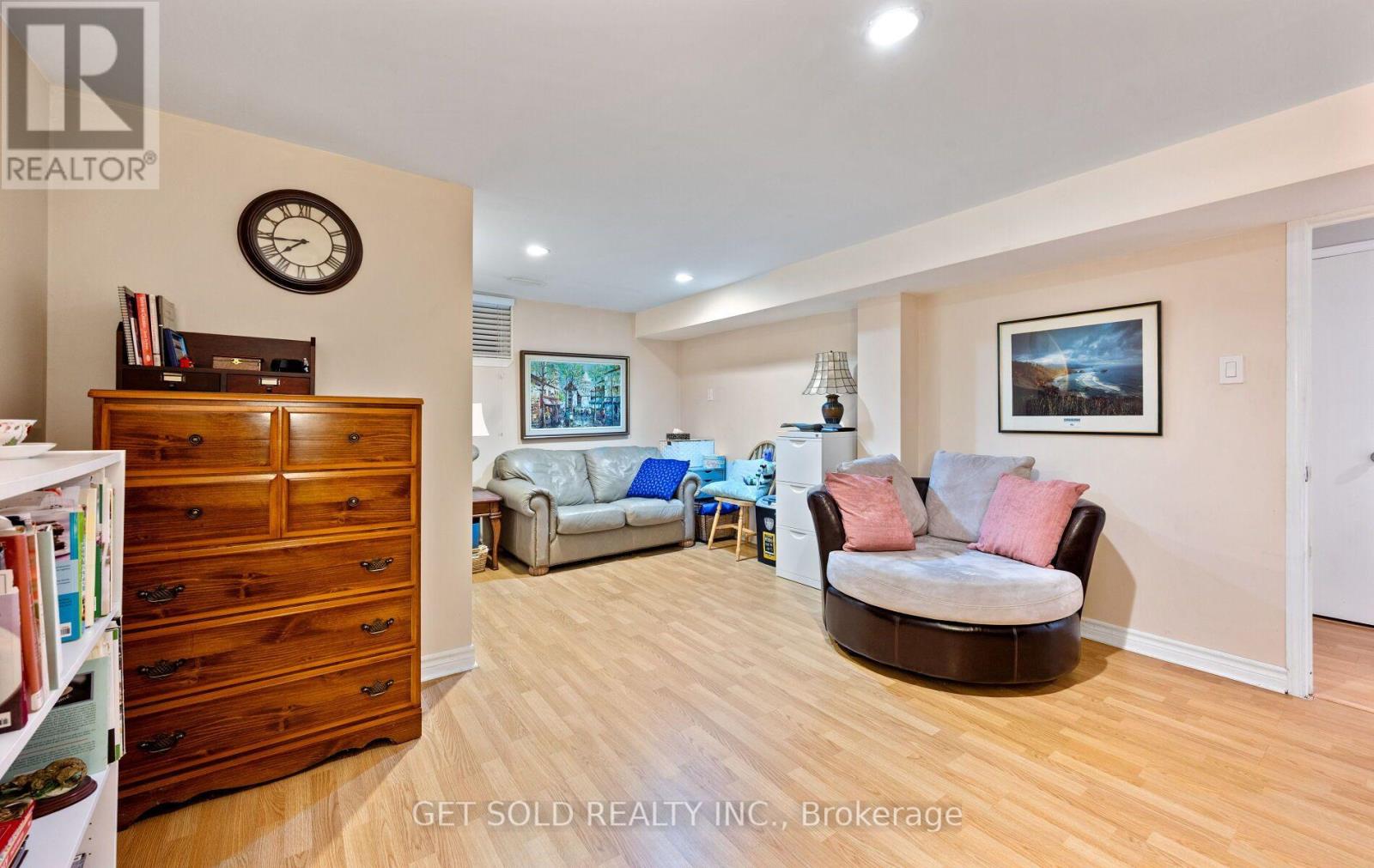 240 MILL ROAD - 30