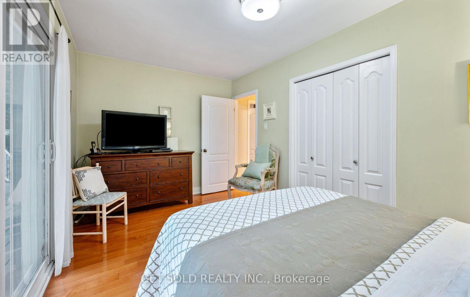 240 MILL ROAD - 16