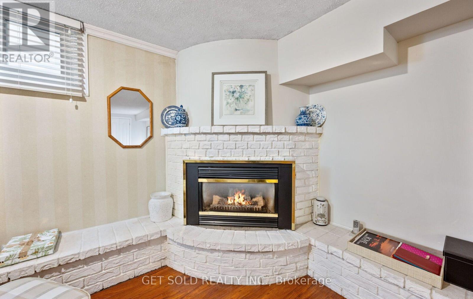 240 MILL ROAD - 24