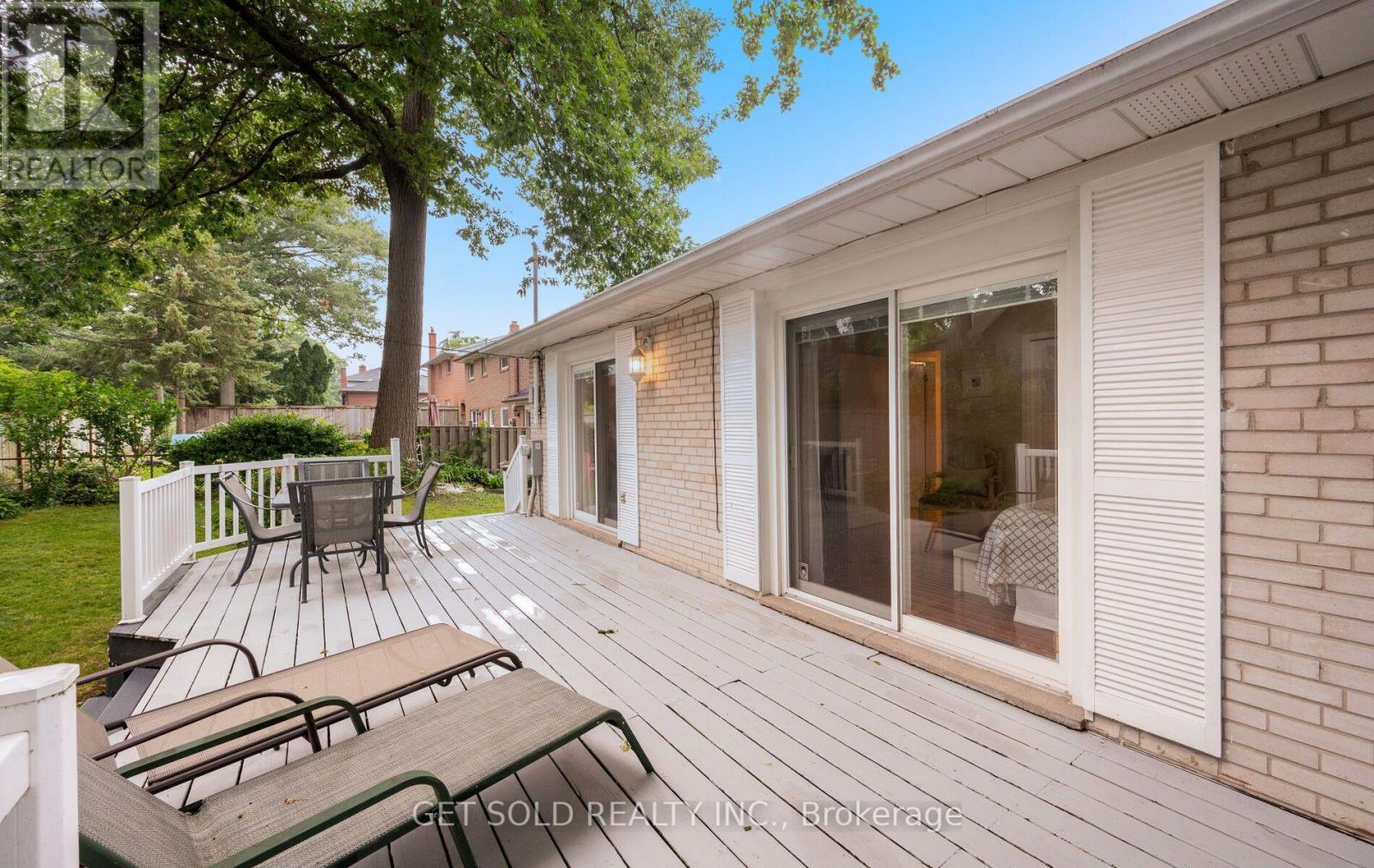 240 MILL ROAD - 33