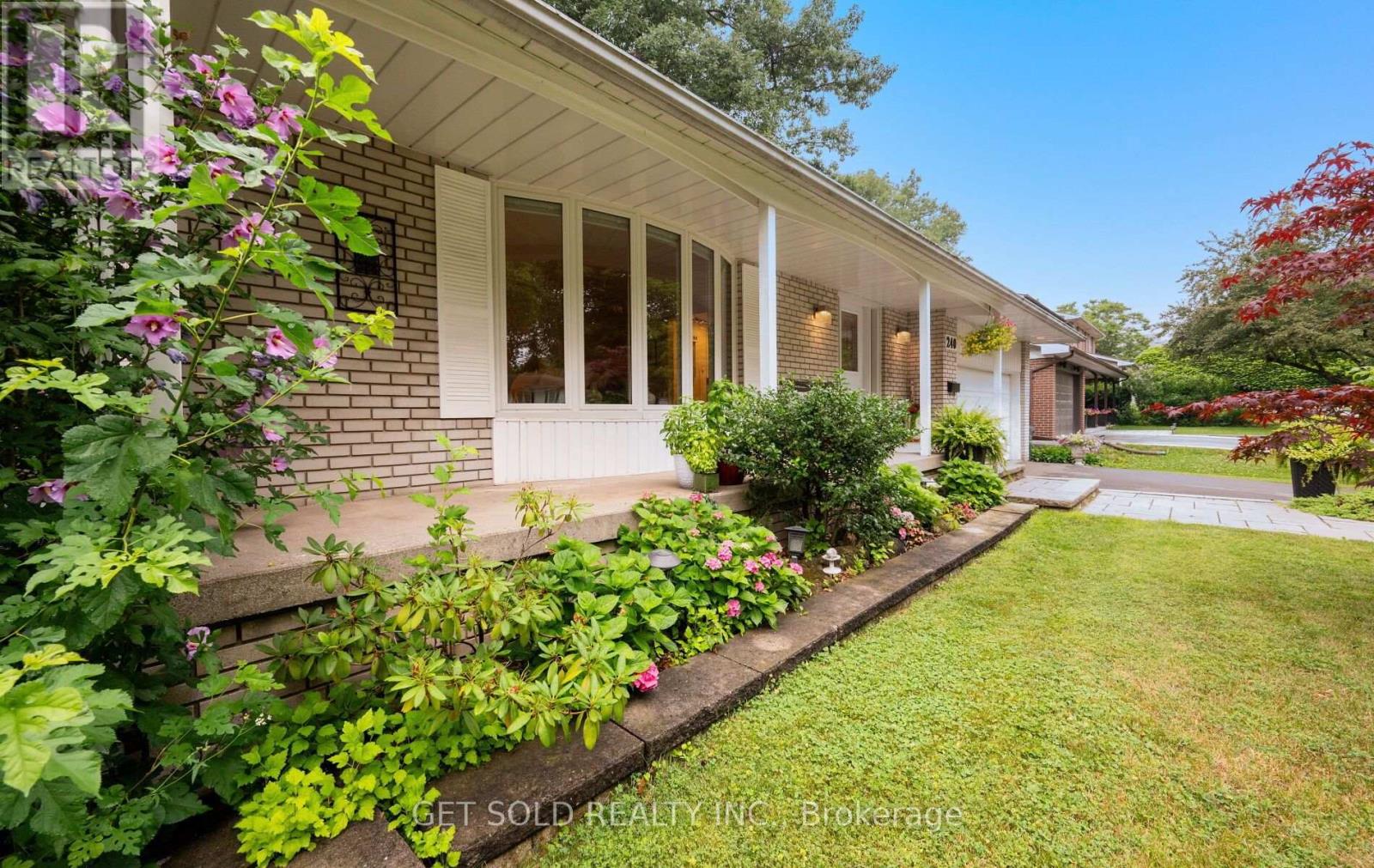 240 MILL ROAD - 44