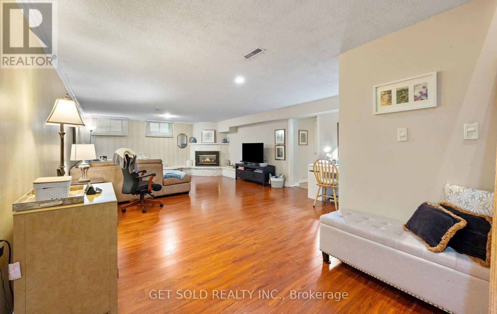 240 MILL ROAD - 26