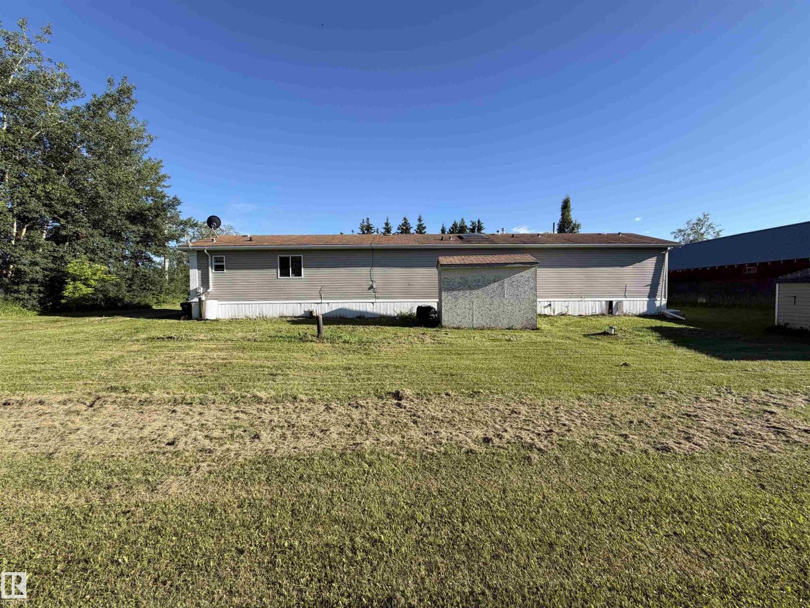 6118 Hwy 16 - 36