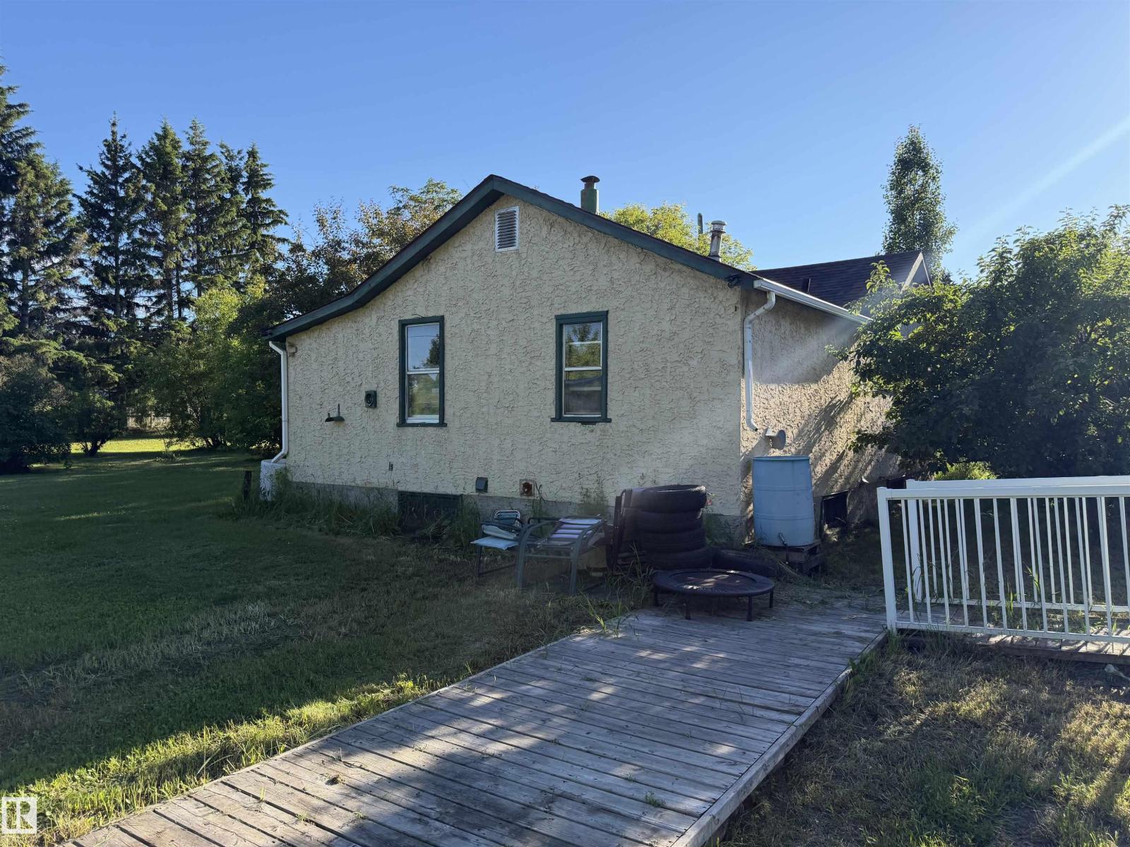 6118 Hwy 16 - 40