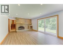 Kitchen - 2430 Bethel Road, New Hamburg, ON N3A2X7 Photo 10