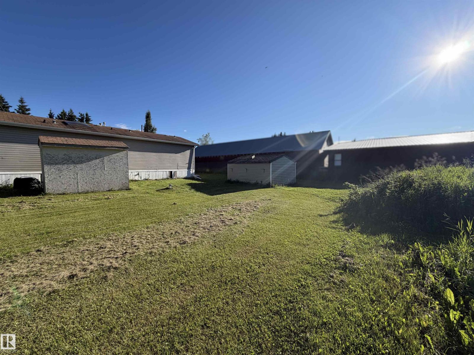 6118 Hwy 16 - 37