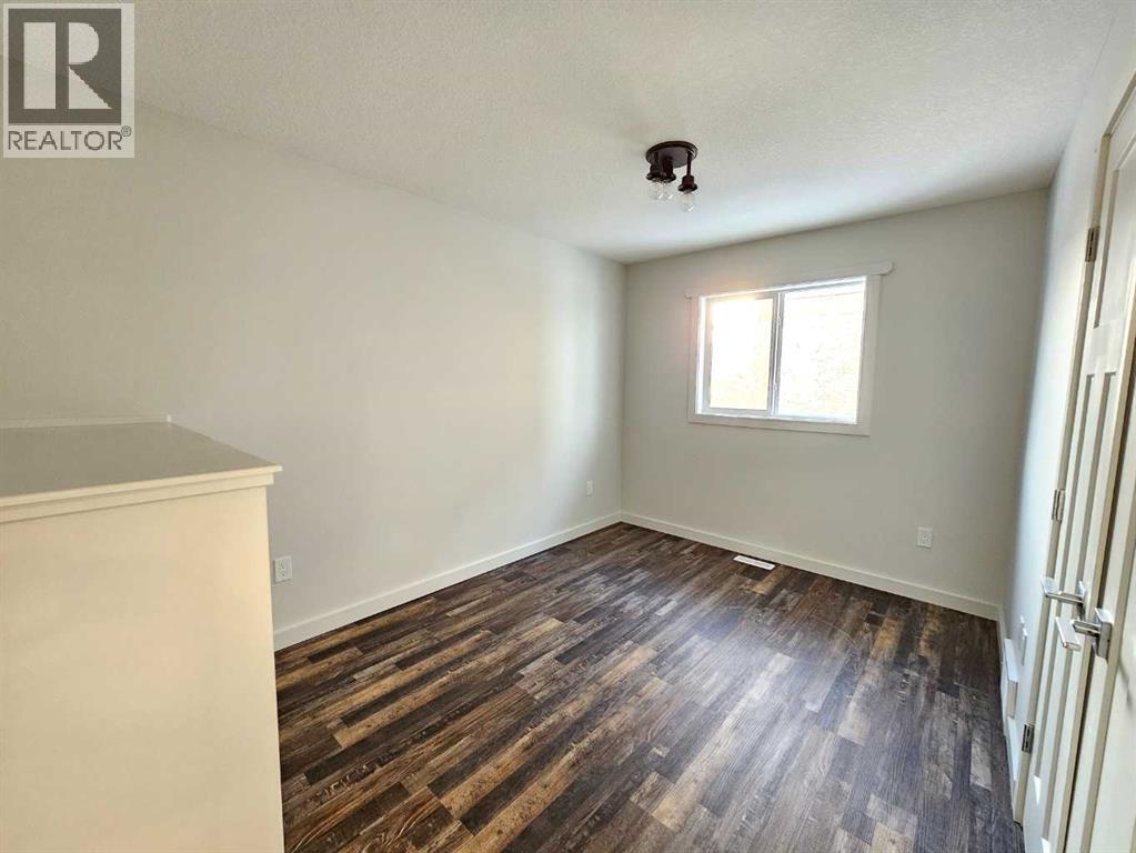 9215 94a Avenue - 25