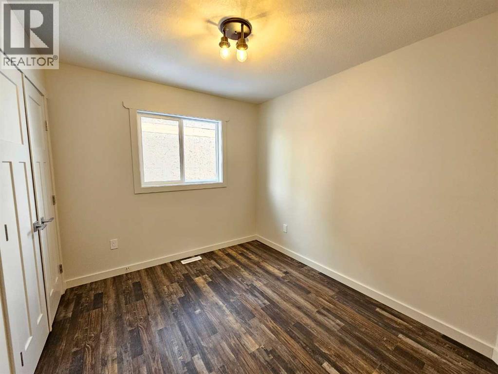 9215 94a Avenue - 22