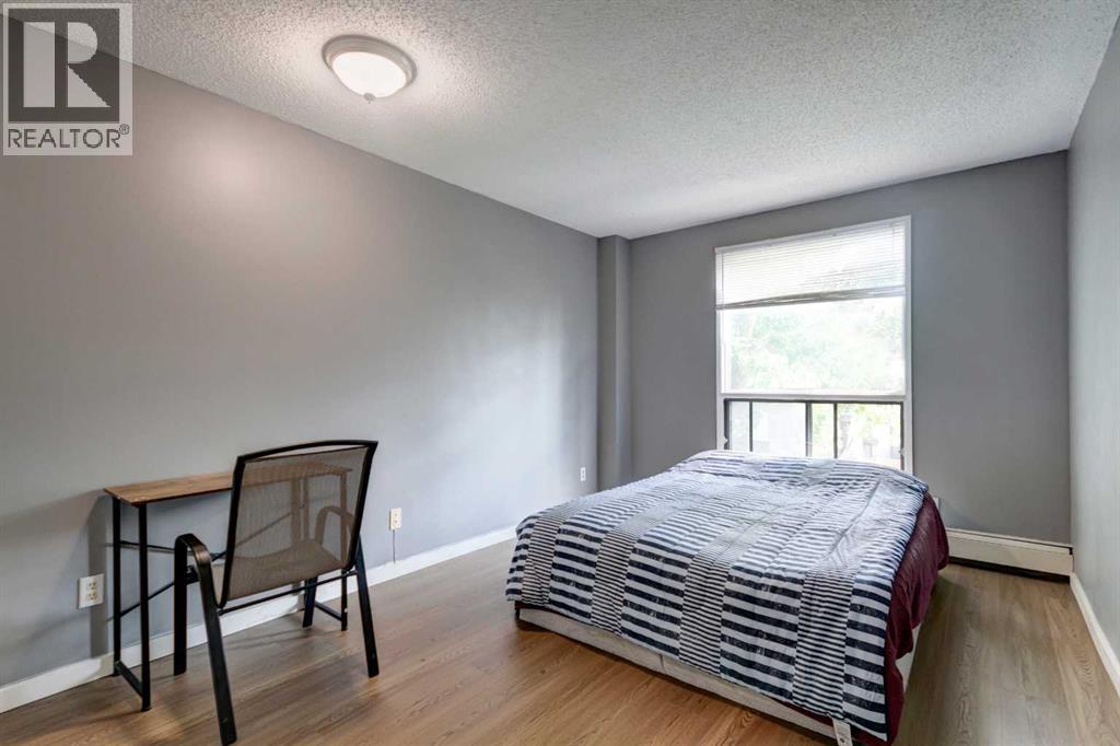 #324 10120 Brookpark Boulevard SW - 11