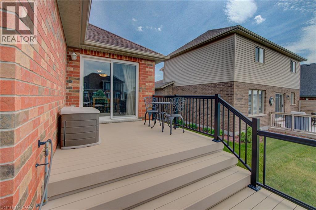 16 ENGLISH Crescent - 34