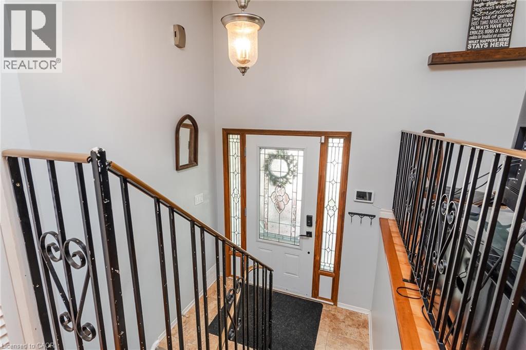 18 MAYBERRY Place - 20
