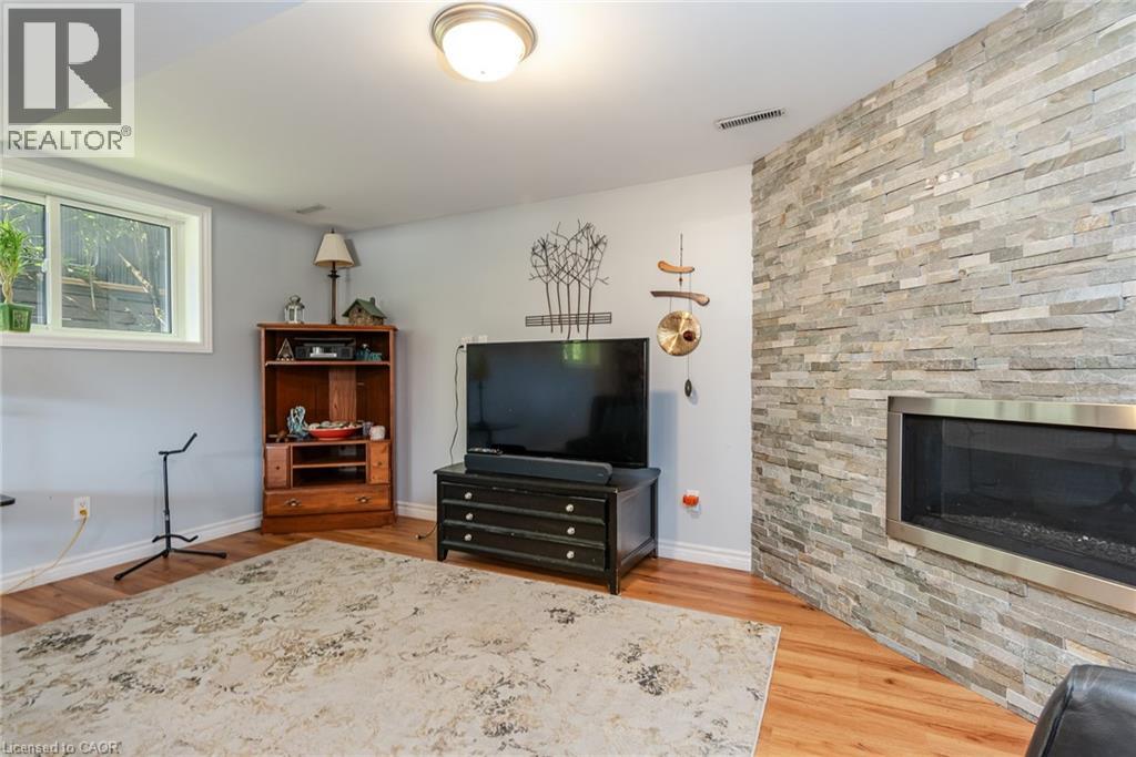 18 MAYBERRY Place - 21