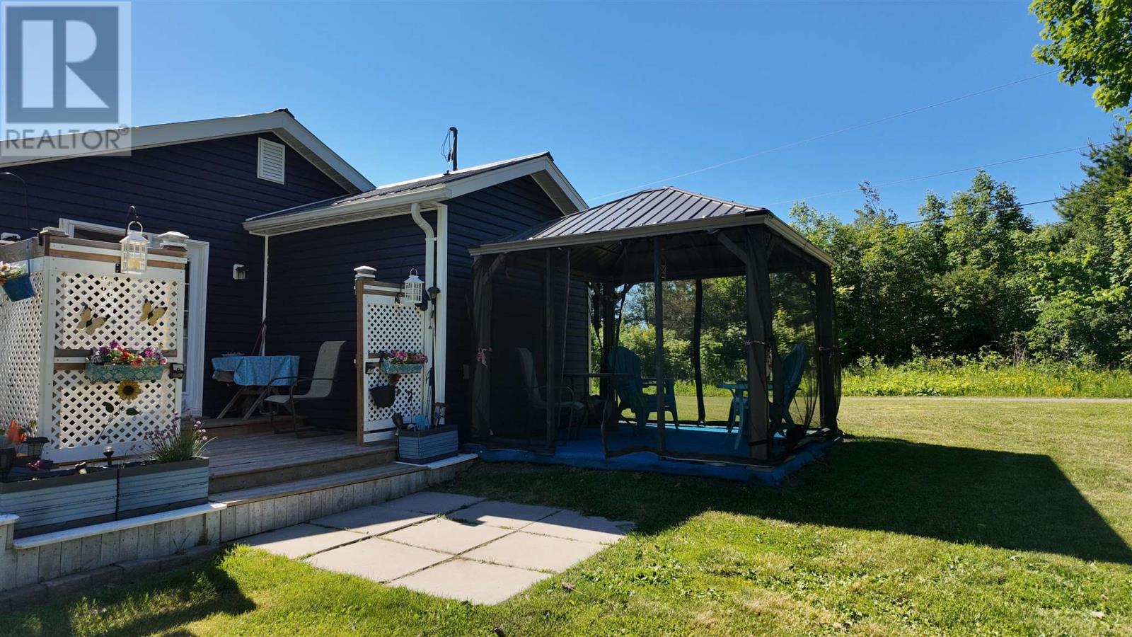 1607 Hilton RD - 9