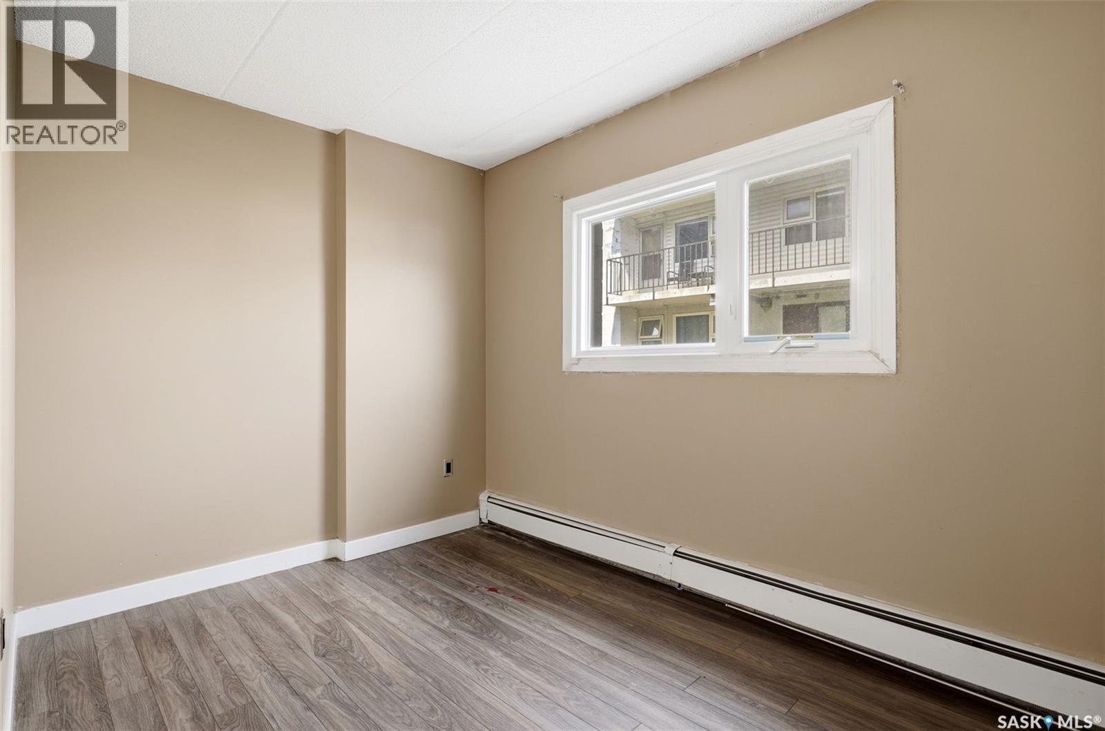 #6 405 Lorne STREET N - Image 14