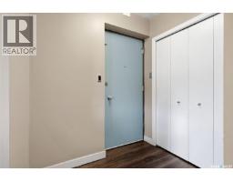 6 405 Lorne STREET N, Regina — photo 2