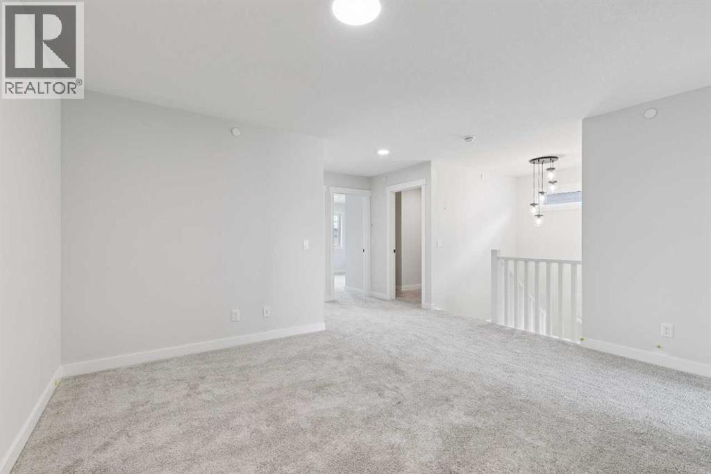 546 Hotchkiss Manor - 22