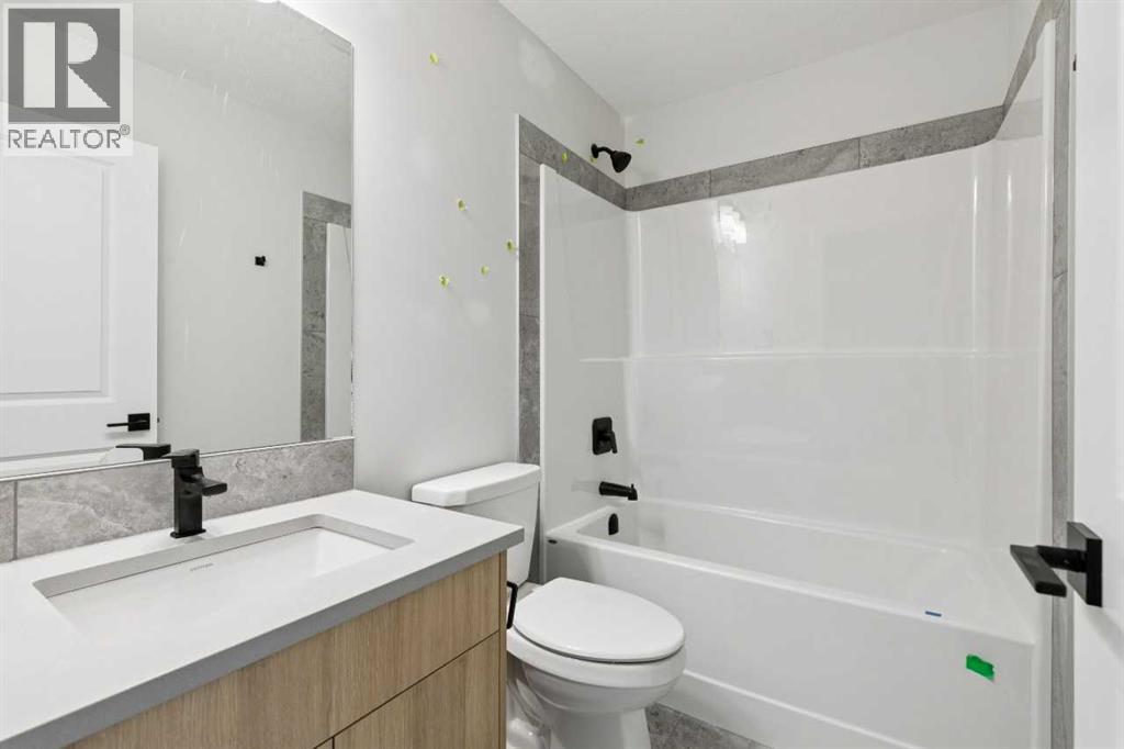 546 Hotchkiss Manor - 34