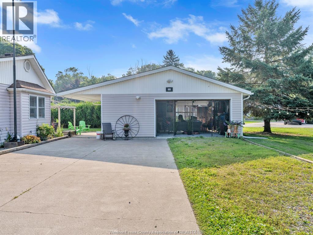 290 WAWA CRESCENT - 3