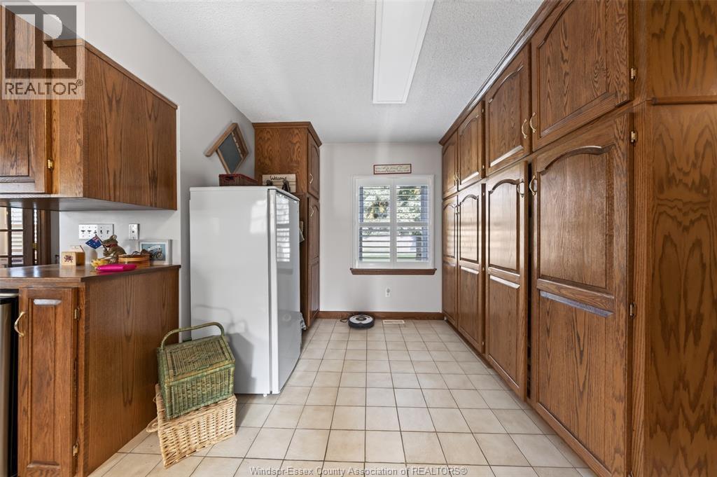 290 WAWA CRESCENT - 32