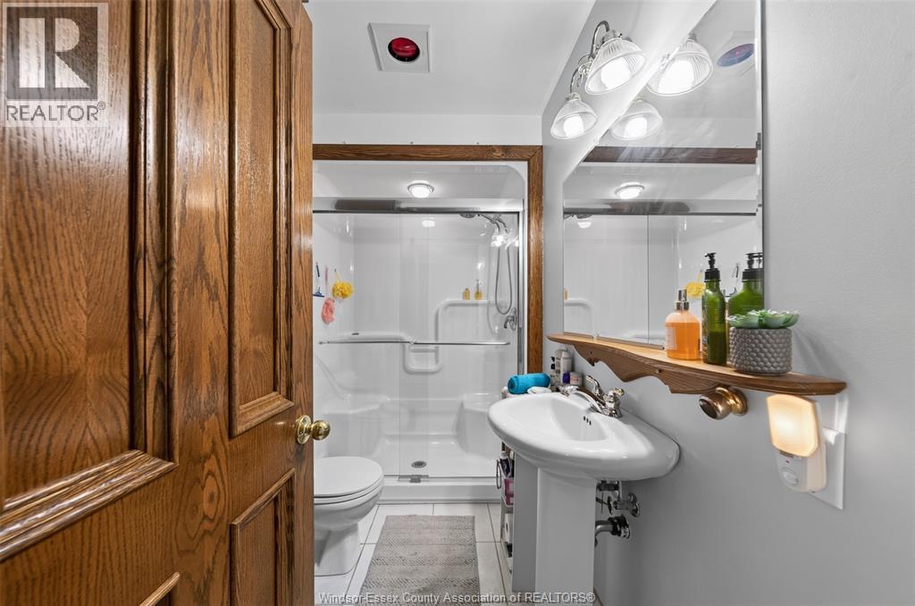 290 WAWA CRESCENT - 39